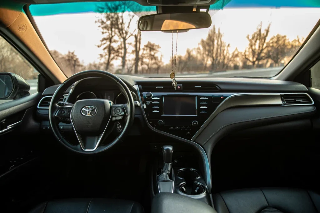 Toyota Camry 2018 — լուսանկար 5