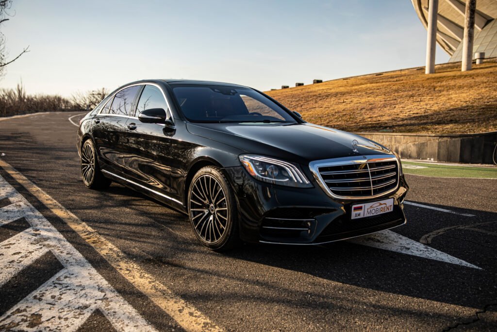 Mercedes-Benz S560 2018 — լուսանկար 3