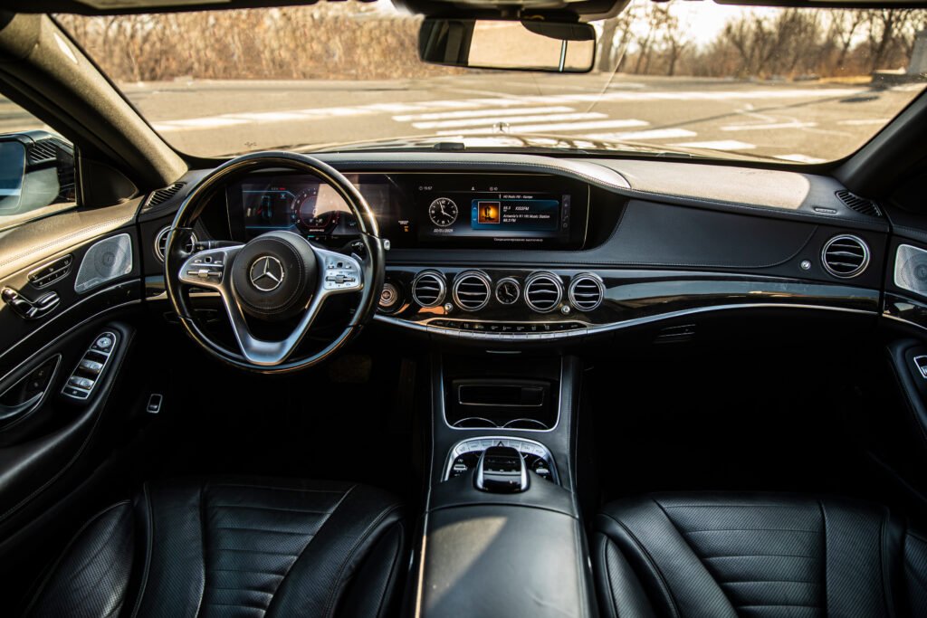 Mercedes-Benz S560 2018 — լուսանկար 6